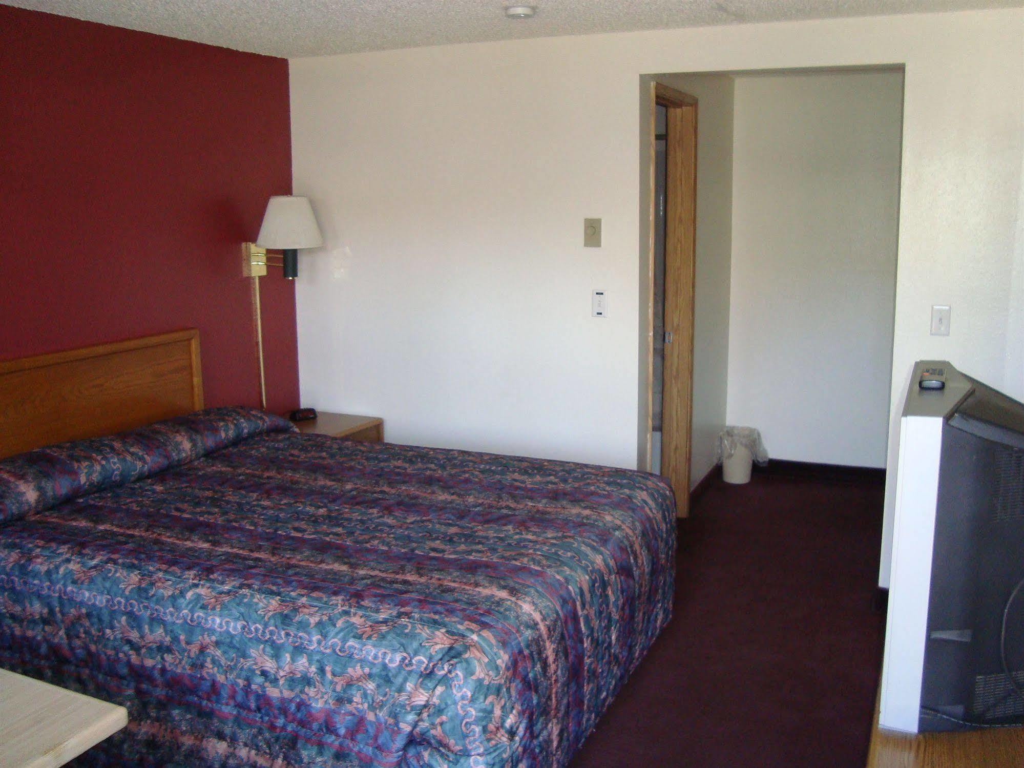 Willow Springs Motel Cheney Bagian luar foto