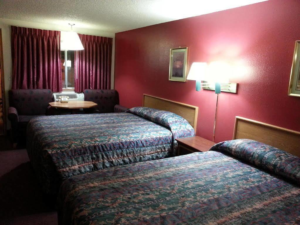 Willow Springs Motel Cheney Bagian luar foto